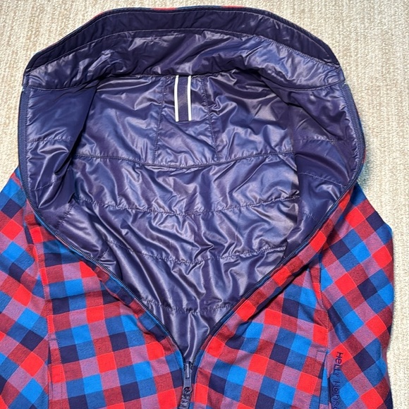 Helly Hansen Women's Size S Purple/Red/Blue Jotun Insulated Reversible Vest - Picture 12 of 13